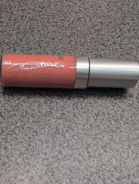 NWOB Mary Kay Signature Lip Gloss Melon Sorbet